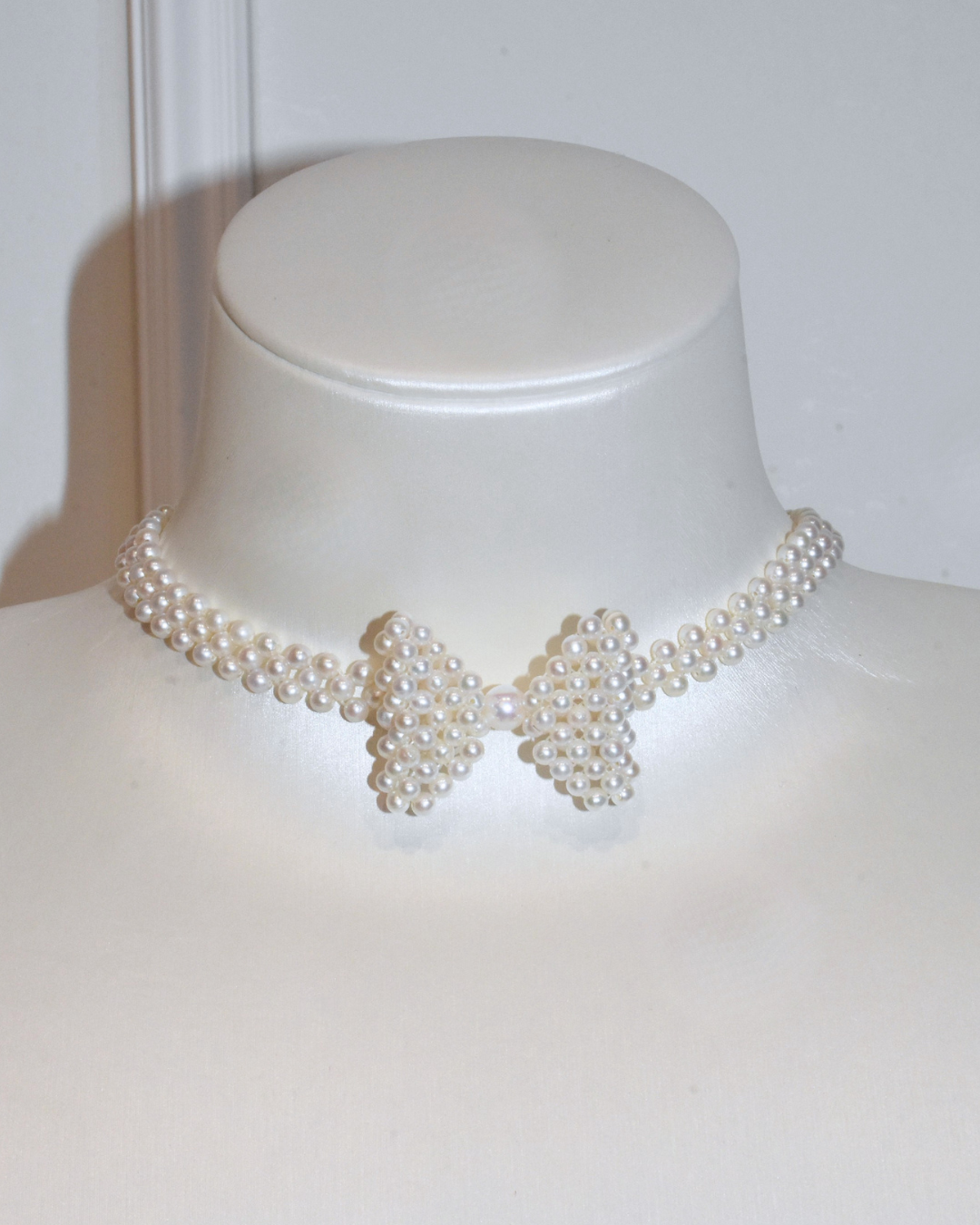 4A Freshwater Round Necklace in Silver 925 WG Plated - bowknot necklace - White (3 -6mm)