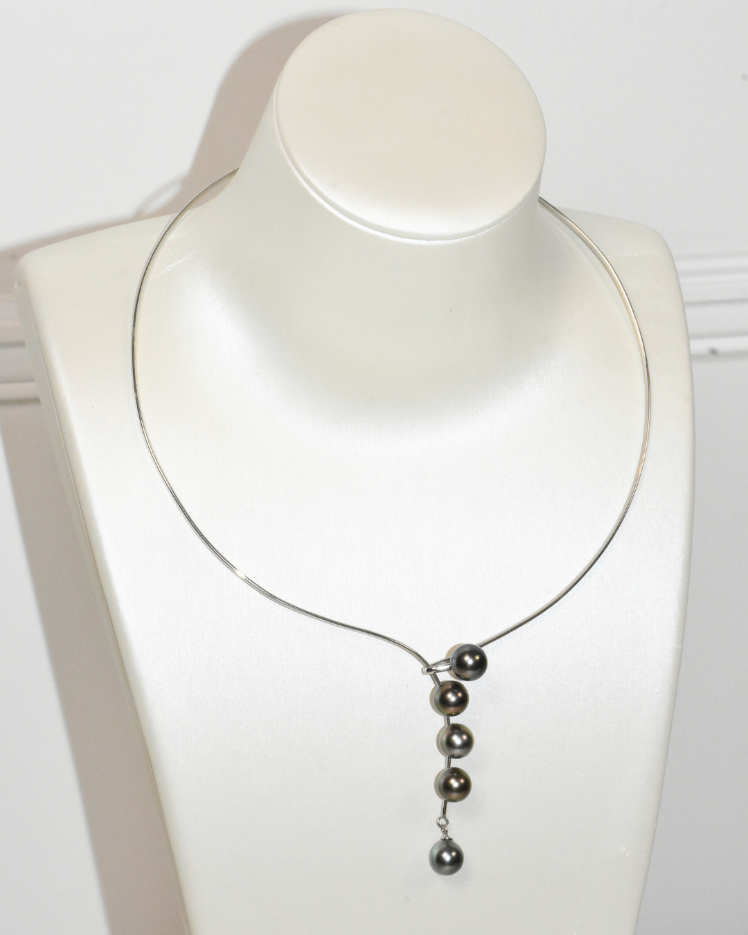 4A Tahitian Round Necklace in Silver 925 White Gold Plated - Eclipse Dropfall - Peacock (9-10mm)