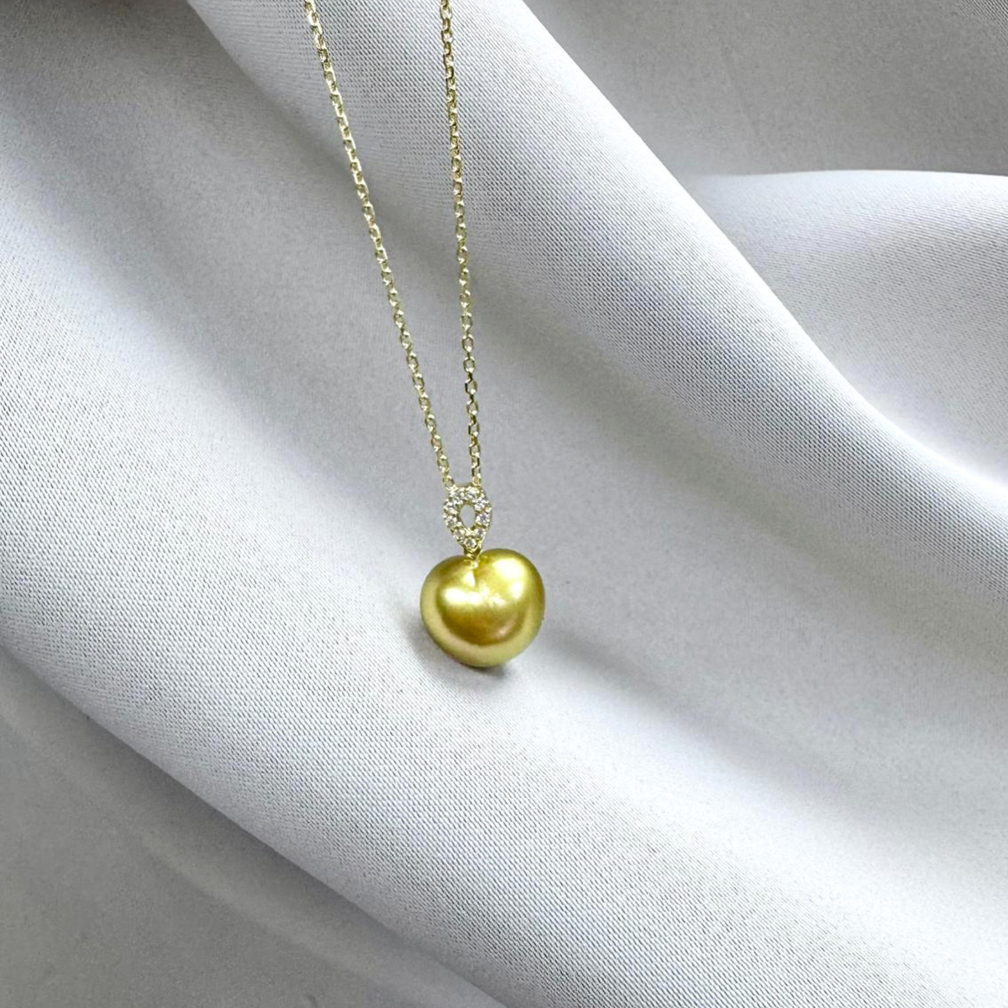 South Sea Heart-Shaped Golden Pearl Diamond Heart Bail Necklace -  18K Solid Gold 2.91g (12mm) D0.07ct