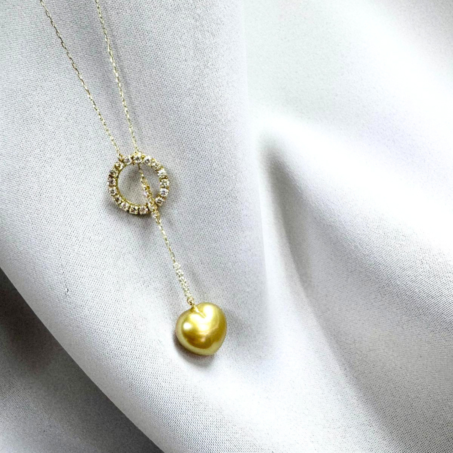 South Sea Heart-Shaped Golden Pearl Diamond Circle Lariat Necklace - 18K Solid Gold 2.1g (13mm) D0.5ct