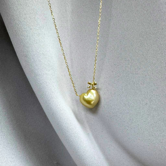 South Sea Heart-Shaped Golden Pearl Ribbon Bow Charm Necklace - 18K Solid Gold 1.5g (10mm)